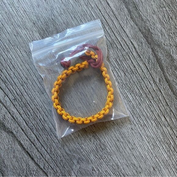 95 Paracord Bracelet NEW Unisex Golden Rod Yellow Crimson Red - Picture 6 of 7